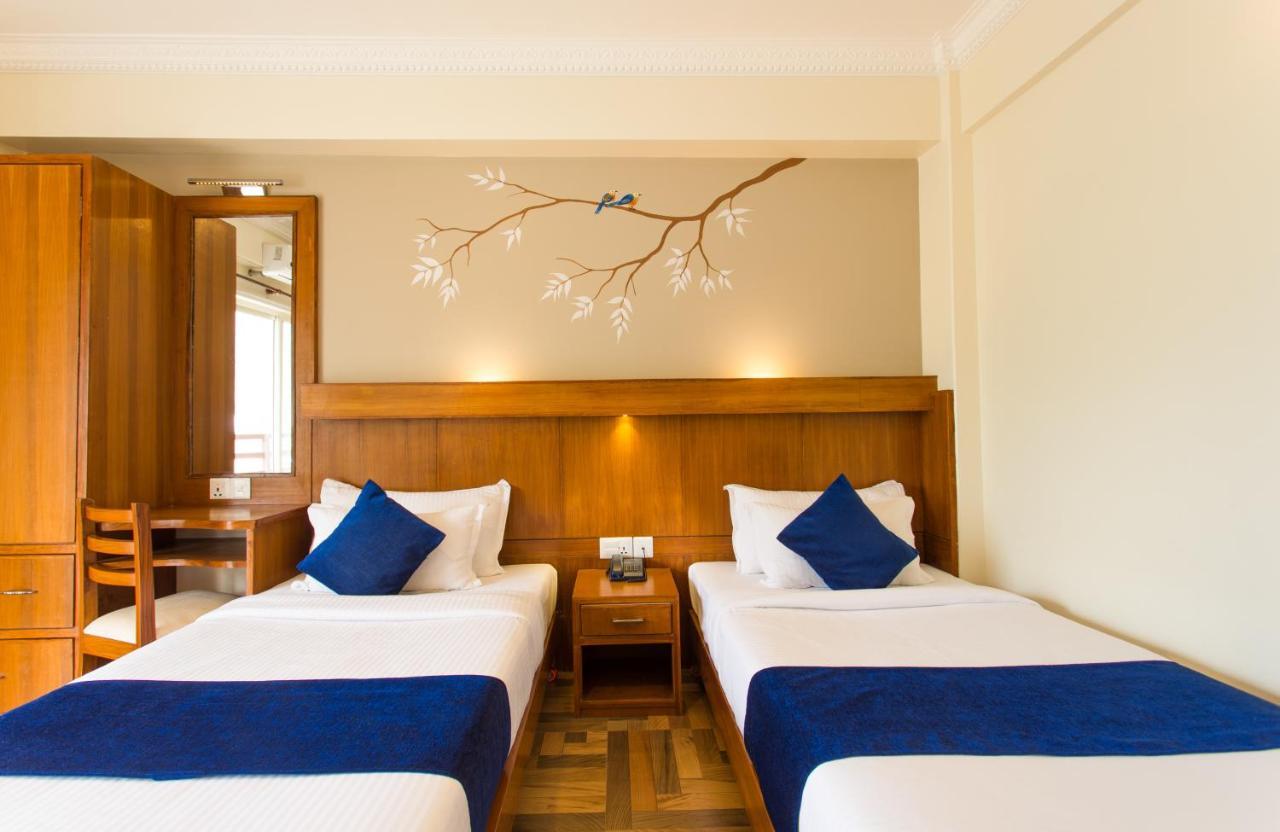 פוקהרה Hotel White Pearl מראה חיצוני תמונה