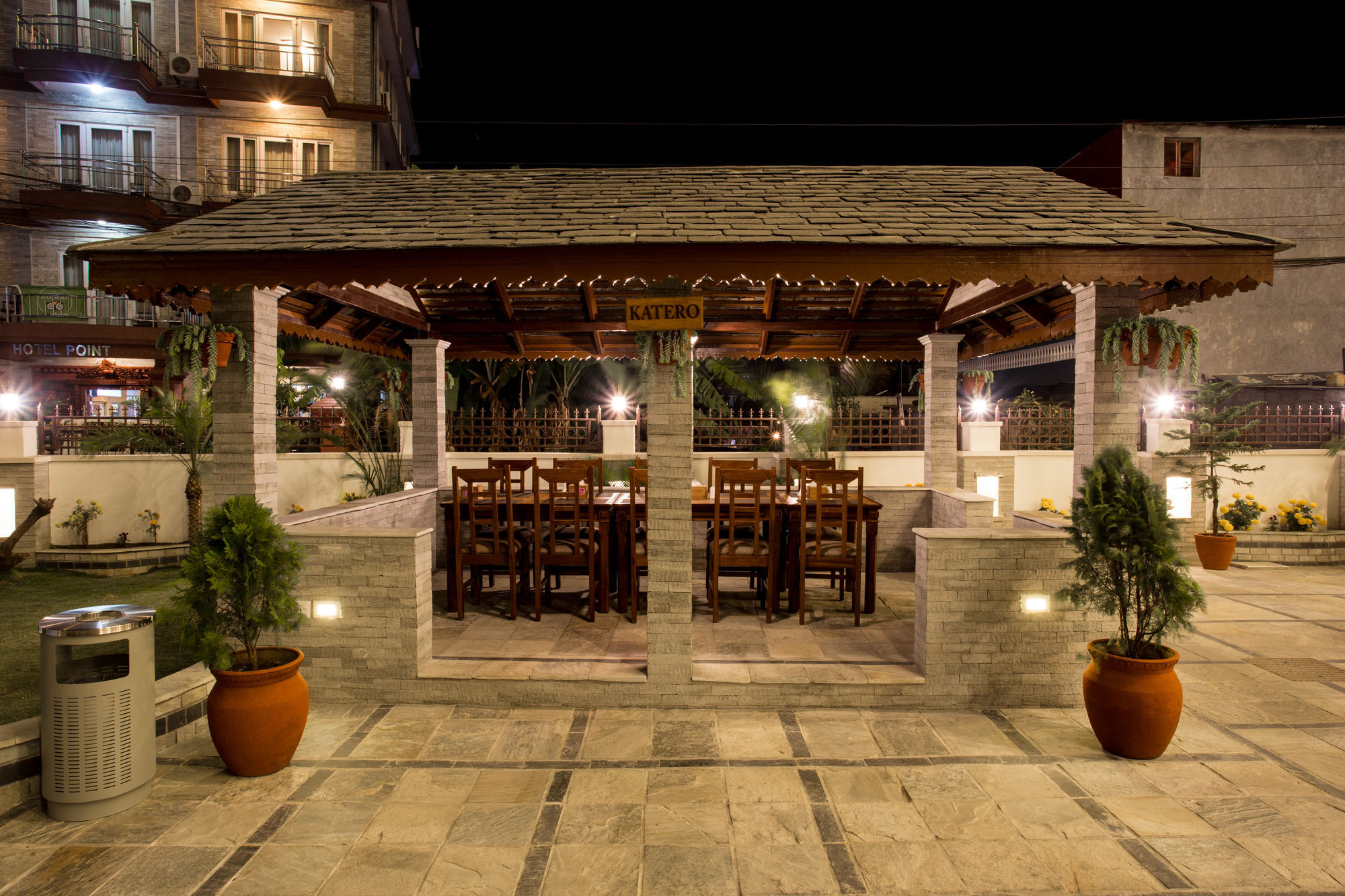 פוקהרה Hotel White Pearl מראה חיצוני תמונה